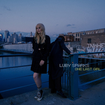 シングル/One Last Girl/Luby Sparks