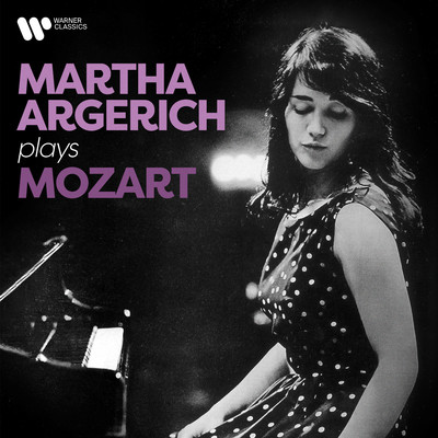 アルバム/Martha Argerich Plays Mozart/Martha Argerich