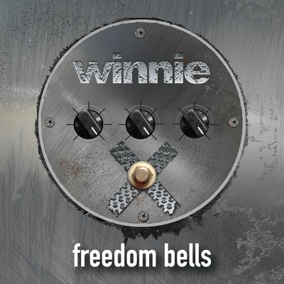 シングル/freedom bells/winnie