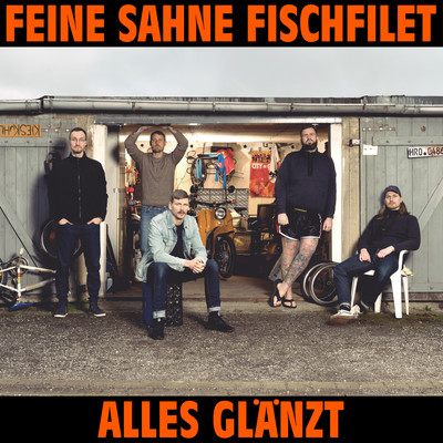 アルバム/Alles glanzt/Feine Sahne Fischfilet