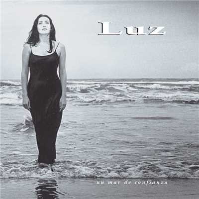 アルバム/Un Mar De Confianza/Luz Casal