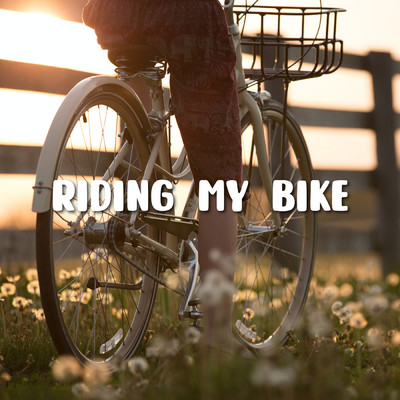アルバム/Riding My Bike/Luc Huy／LalaTv