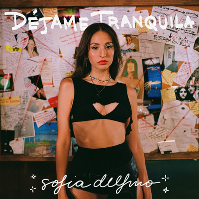 Extranos/Sofia Delfino
