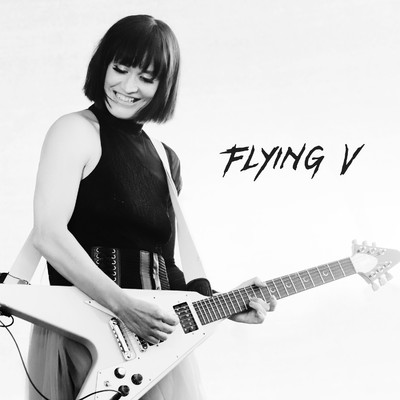 Flying V/Maija Vilkkumaa
