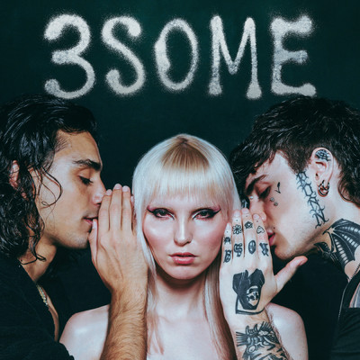 3SOME (Explicit)/Rosa Chemical／VillaBanks