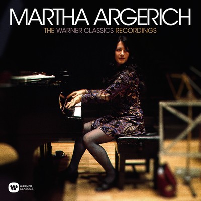 Nocturne No. 4 in F Major, Op. 15 No. 1/Martha Argerich
