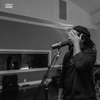 Lonely (Live In Studio)/R.LUM.R