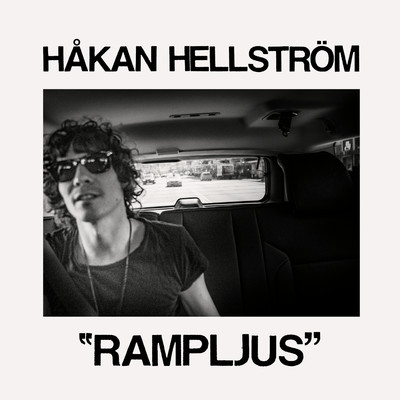 Vagen med regnbagen over/Hakan Hellstrom