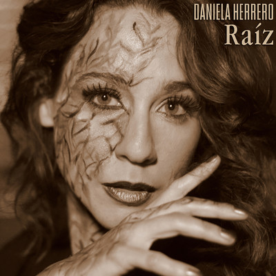 Raiz/Daniela Herrero