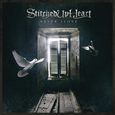 アルバム/Never Alone/Stitched Up Heart