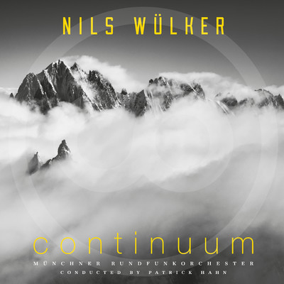 Distorting Time and Space/Nils Wulker