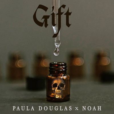 シングル/Gift (featuring Noah)/Paula Douglas