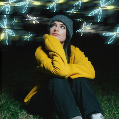 シングル/Fireflies/Sara Kays