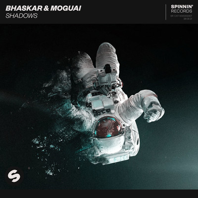 Shadows/Bhaskar／MOGUAI