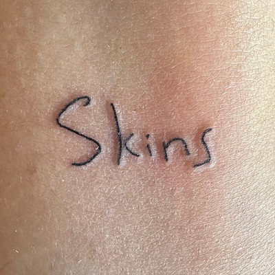 Skins/Mike Sabath