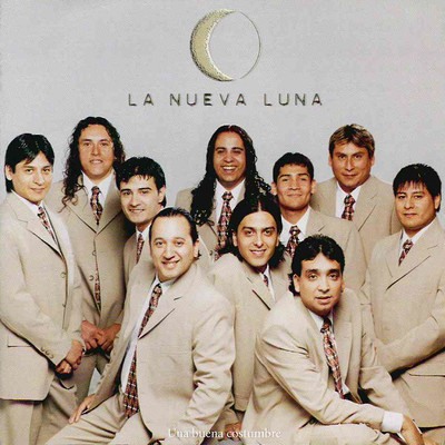アルバム/Una Buena Costumbre/La Nueva Luna