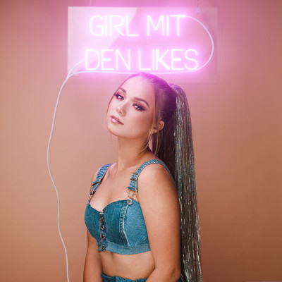 シングル/Girl mit den Likes/Julia Beautx