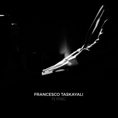 Hush/Francesco Taskayali