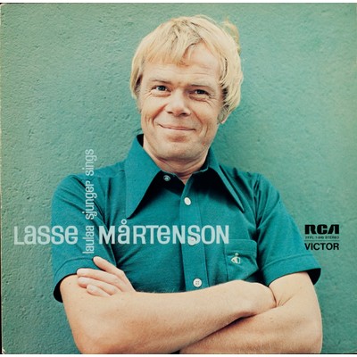 Lasse Martenson laulaa/Lasse Martenson