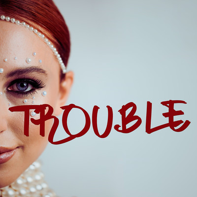 シングル/Trouble/MISS MOLLY