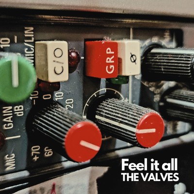 シングル/Feel it all/THE VALVES
