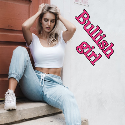 Bullish girl/Fit woman