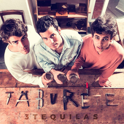 Tres Tequilas/Taburete