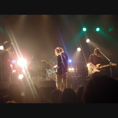 Opening (Live at FANJ twice, 大阪, 2013)/与作 cuts a tree.