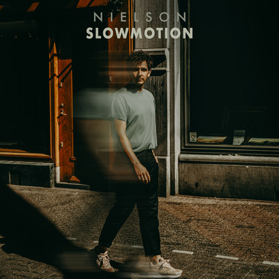 Slowmotion/クリス・トムリン
