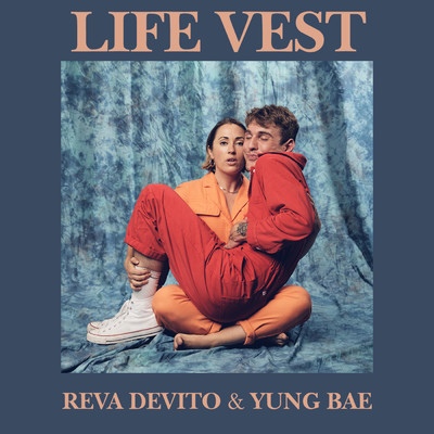 Life Vest/Reva DeVito／Yung Bae