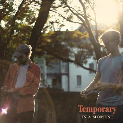 シングル/In a Moment/Temporary