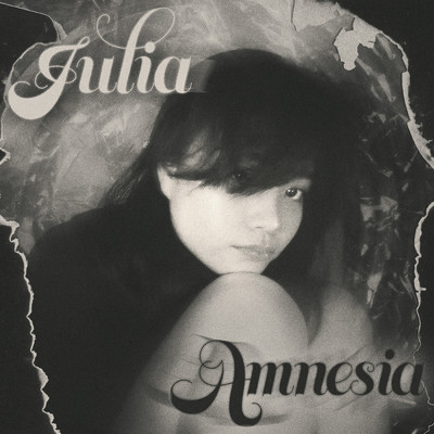 Amnesia/Julia Daniel