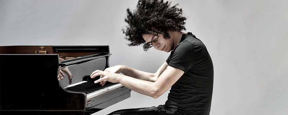 イタリアの天才ピアニストで作曲家のジョヴァンニ・アレヴィ2018年来日公演のお知らせ